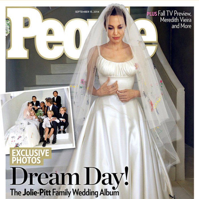 Angelina Jolie And Brad Pitt S First Wedding Photos Revealed E Online